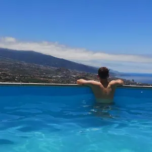  Сasa de vacaciones Casa Con Piscina Privada. Mirador De Humbolt. España